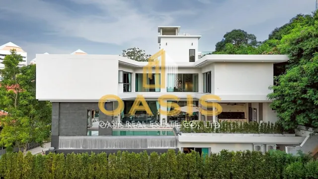 Exquisite 3-Storey Luxury Villa for sale