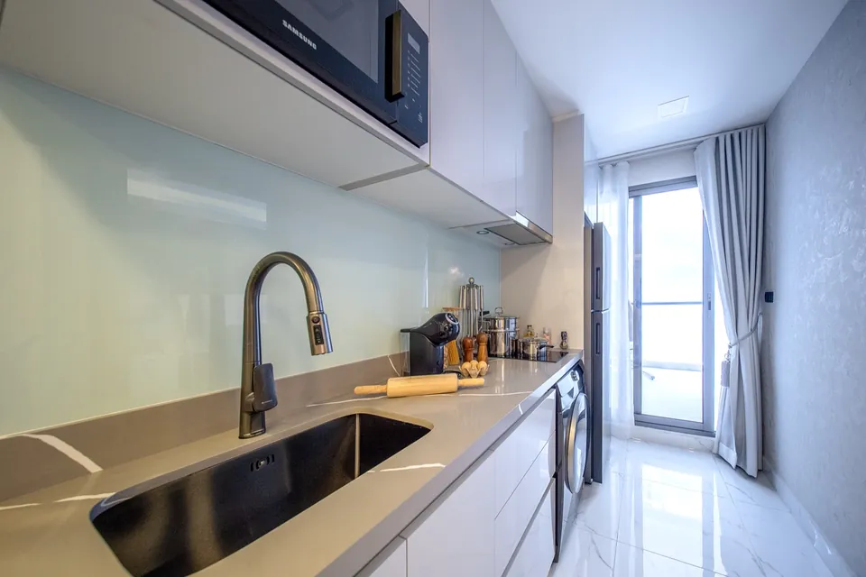 1-bedroom 43.5 m² kitchen