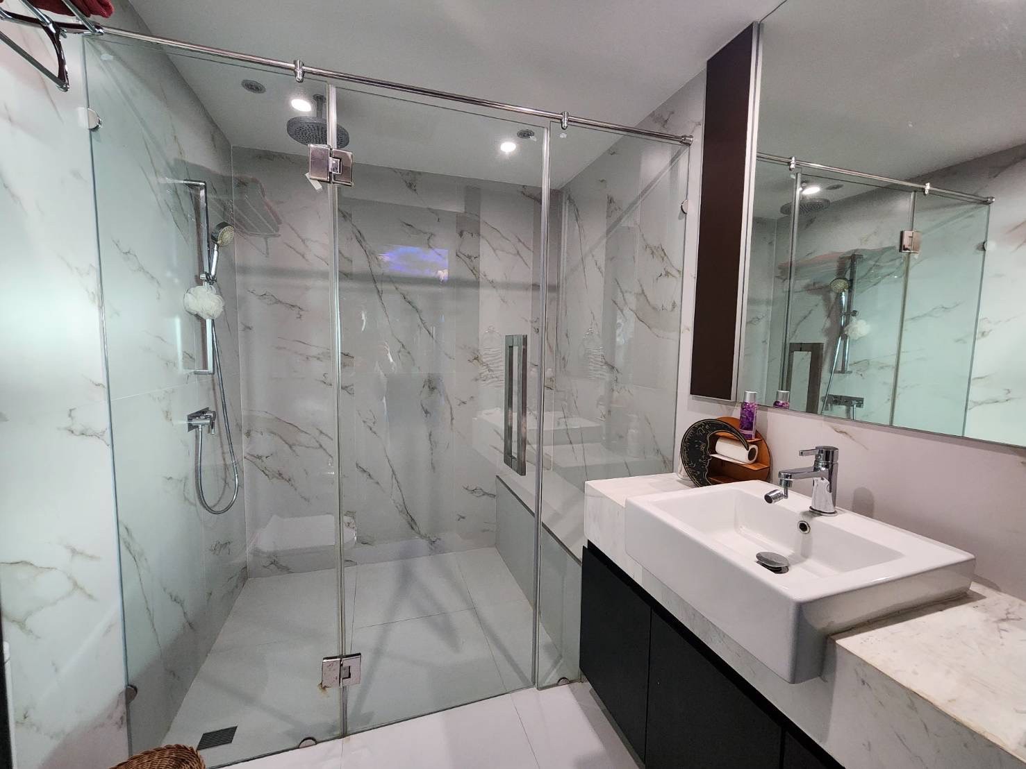 Special price, beautiful penthouse with unique style