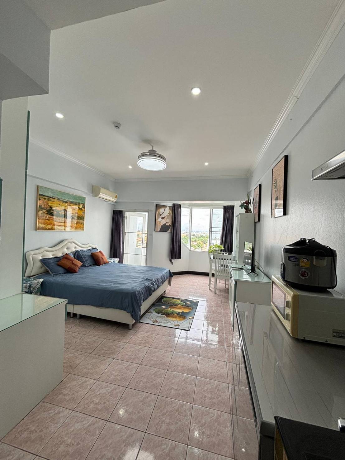 Good price condo that is hard to find now, close to the  immigration office