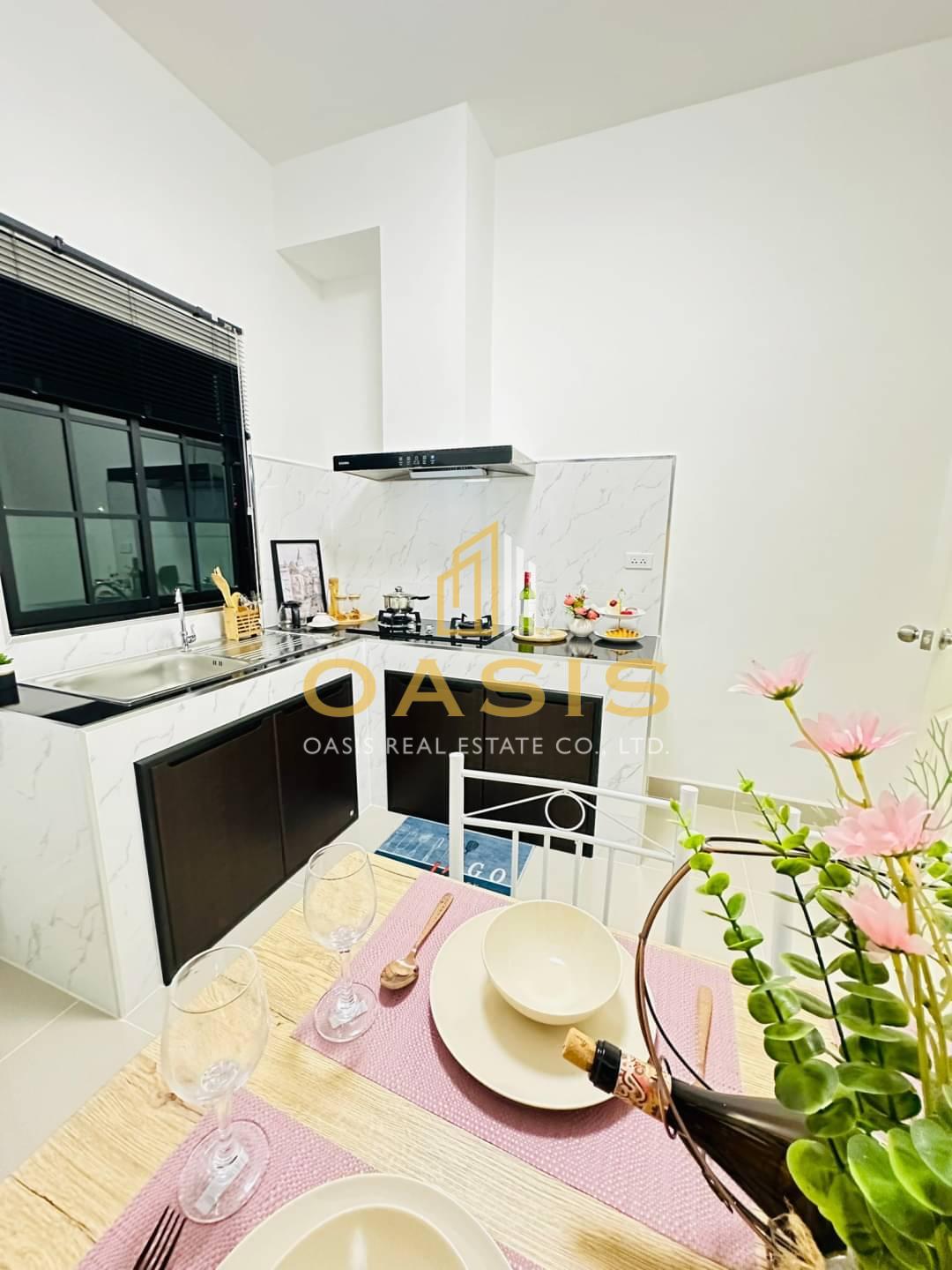 Good price for new townhouse near Sukhumvit Pattaya