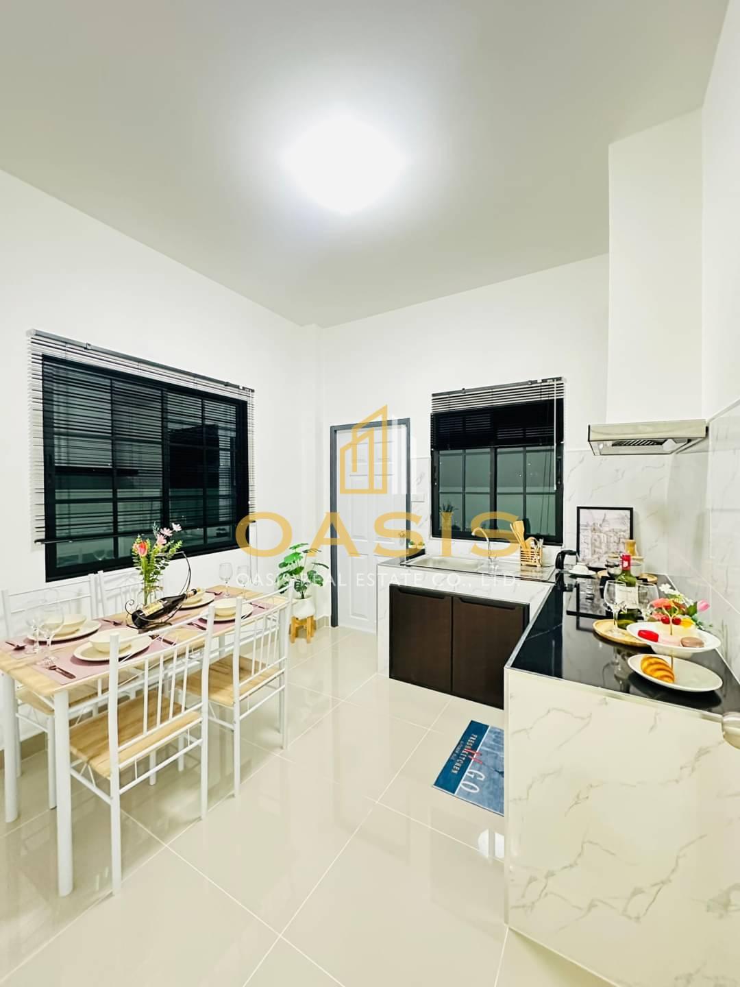 Good price for new townhouse near Sukhumvit Pattaya