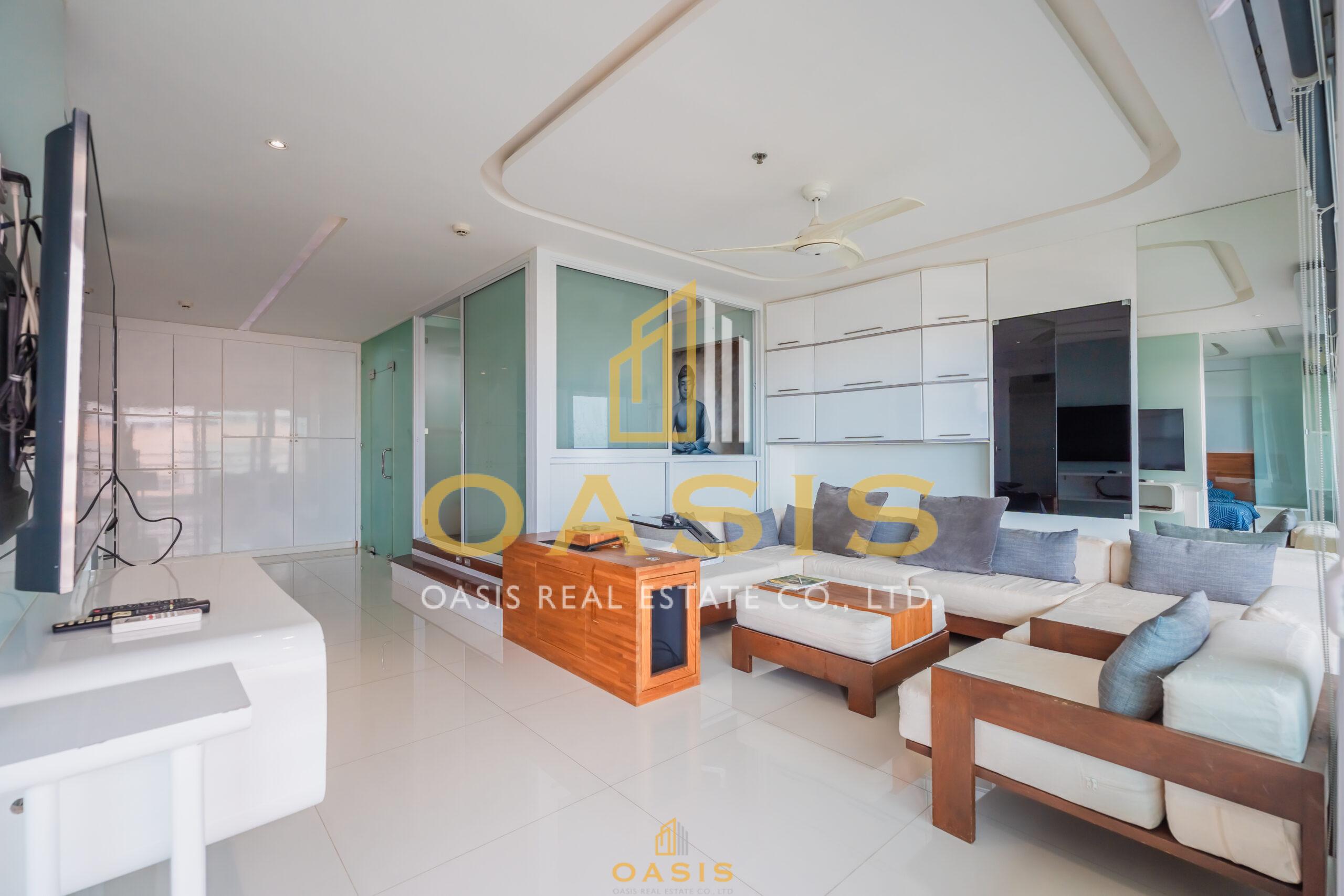 Modern 2 bed in View Talay 5c right at the beach with breathtaking sea views