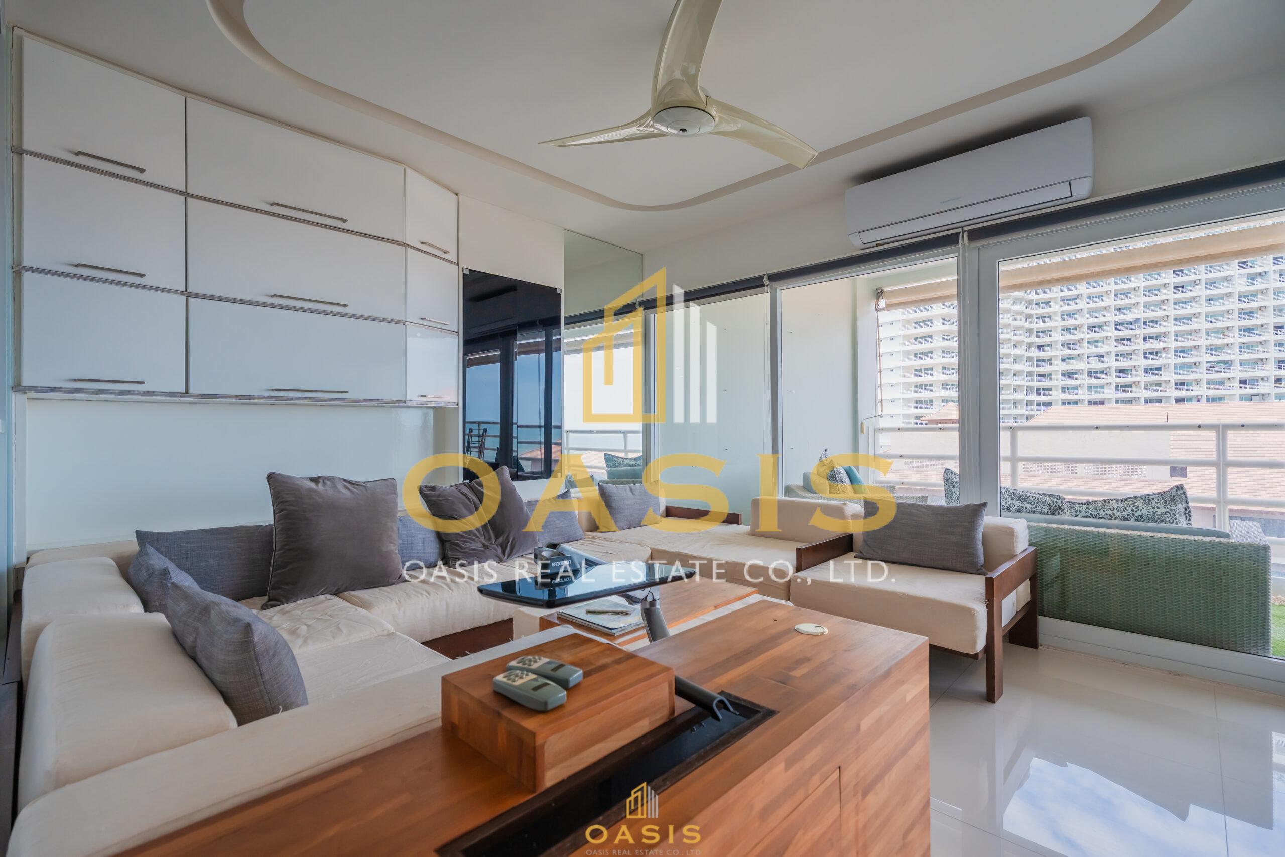 Modern 2 bed in View Talay 5c right at the beach with breathtaking sea views