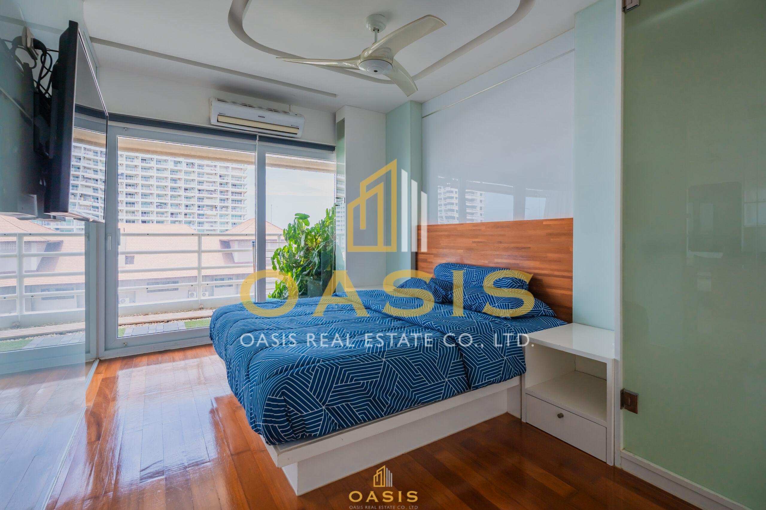 Modern 2 bed in View Talay 5c right at the beach with breathtaking sea views