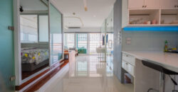 Modern 2 bed in View Talay 5c right at the beach with breathtaking sea views