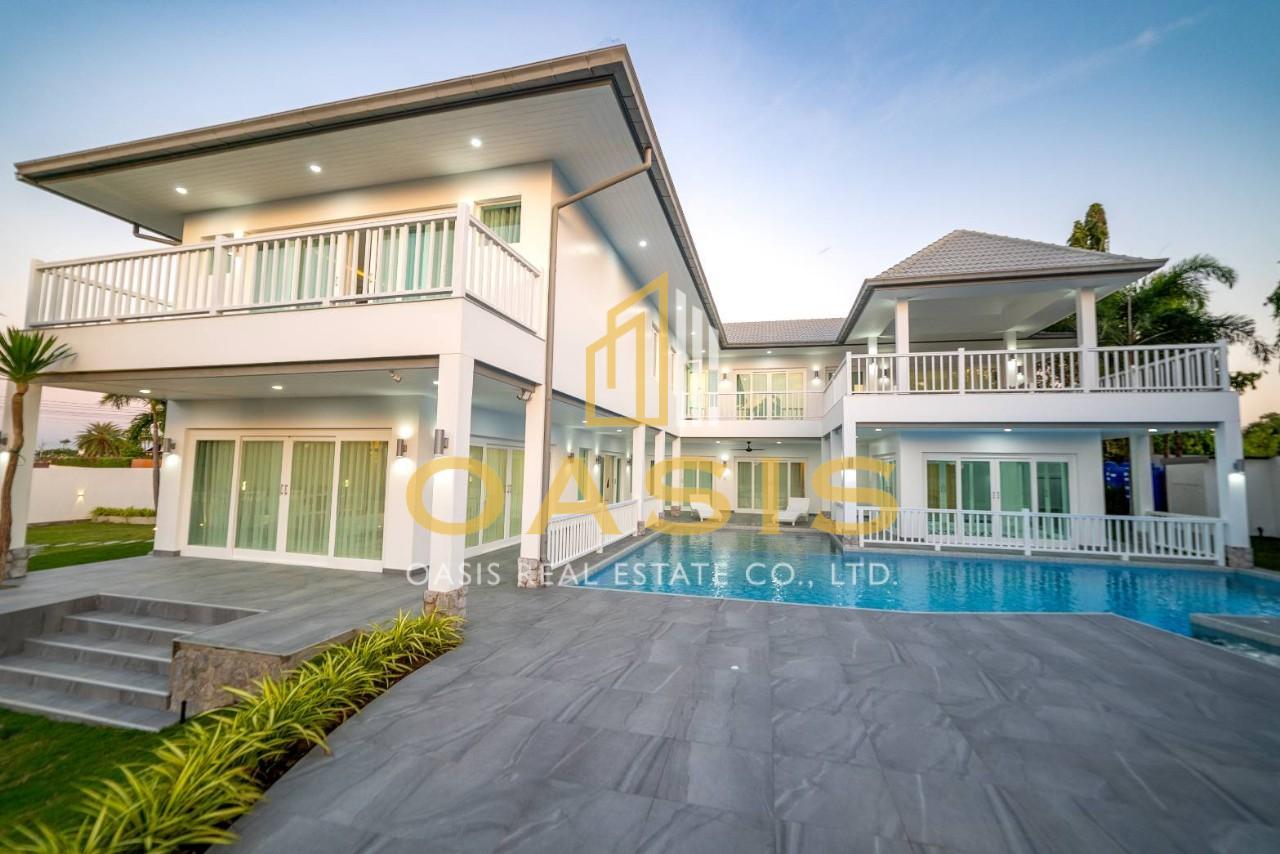 Mountain Views and partial Sea views