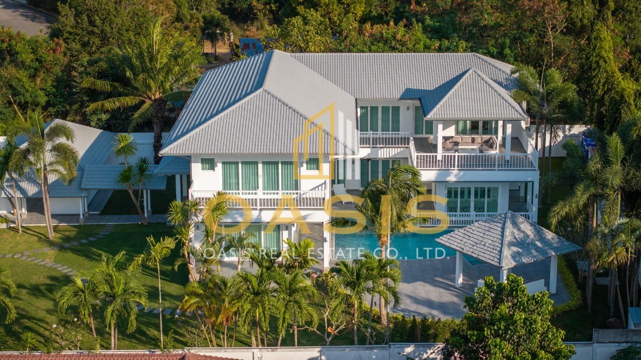 Mountain Views and partial Sea views