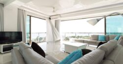 Luxury 300 sqm penthouse with beautiful sea views on Pratumnak Hill