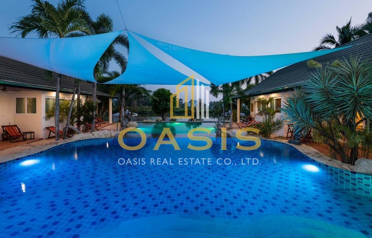 ! Super hot deal ! One of a kind luxury resort in Phoenix Golf Club