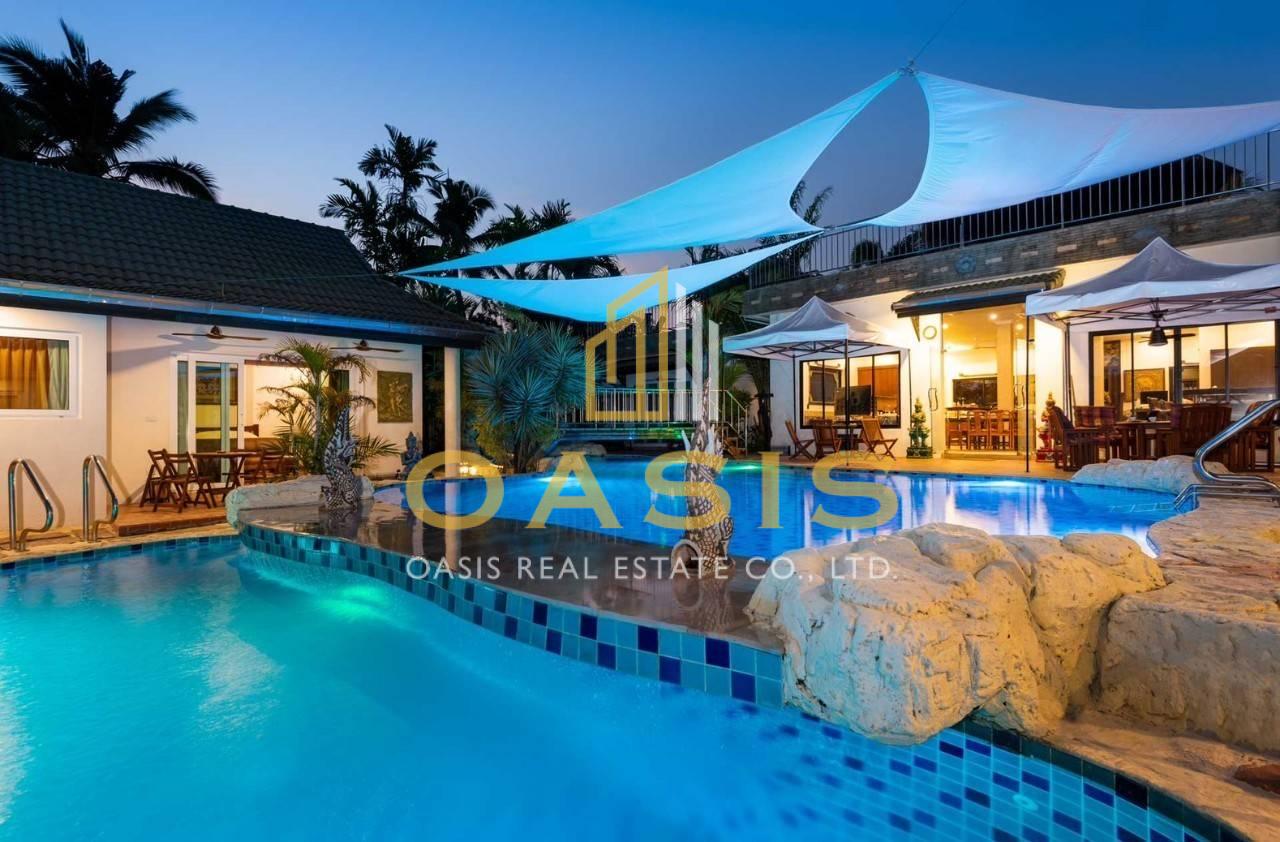 ! Super hot deal ! One of a kind luxury resort in Phoenix Golf Club