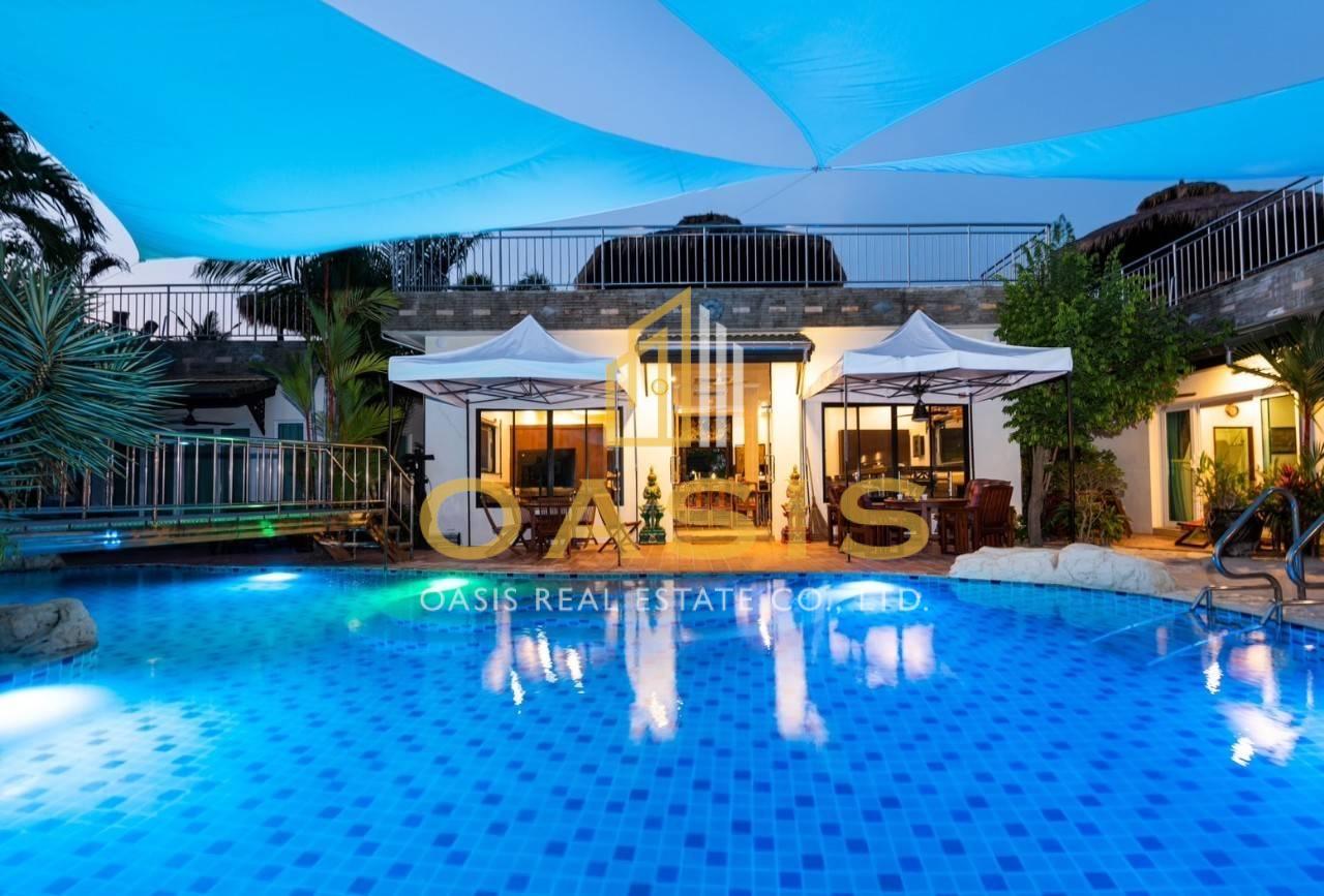 ! Super hot deal ! One of a kind luxury resort in Phoenix Golf Club