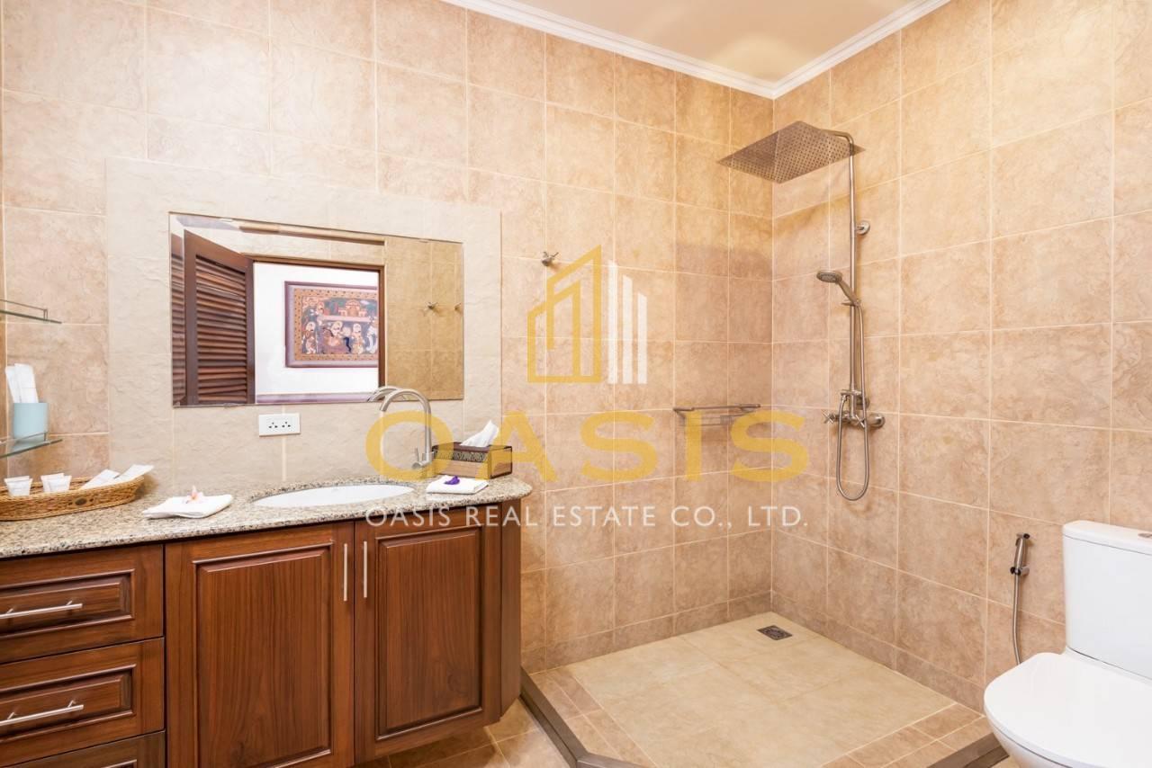 ! Super hot deal ! One of a kind luxury resort in Phoenix Golf Club