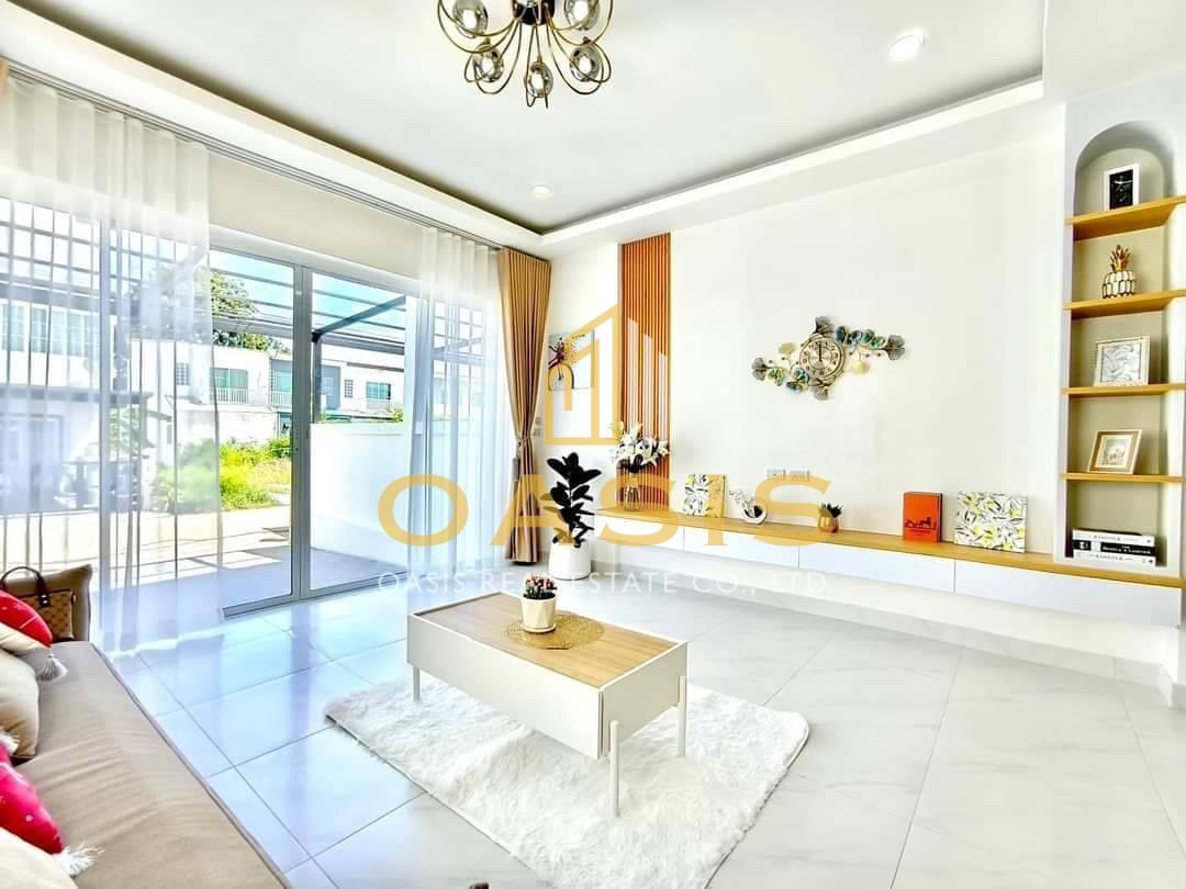 New Townhome at Rattanakorn 17- Only 6 Units Left !!!!