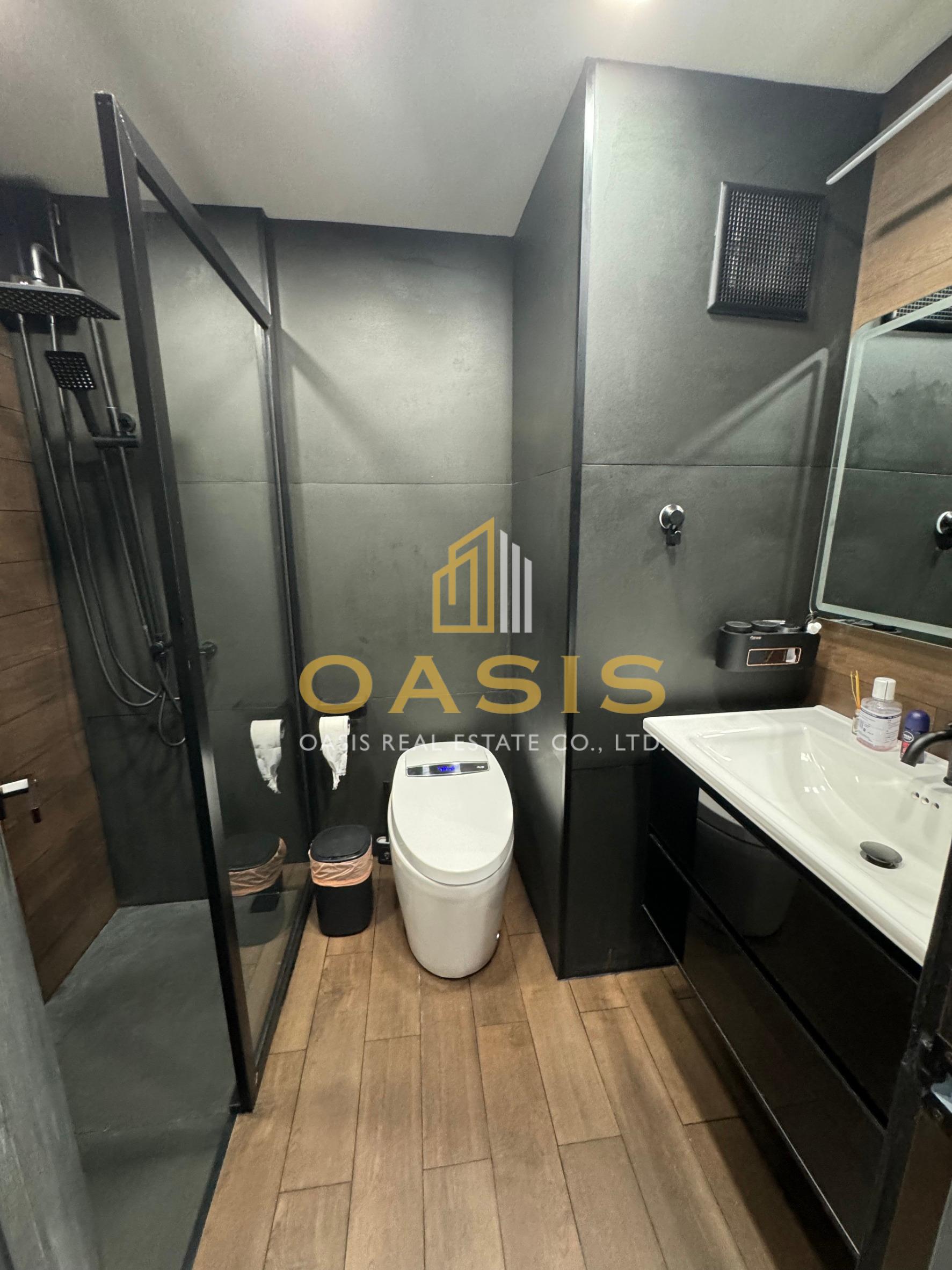 Sweet condo at Pratumnak for sale!!