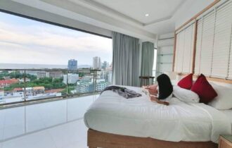 Luxury Penthouse with Stunning Sea Views in Pratumnak – For Sale