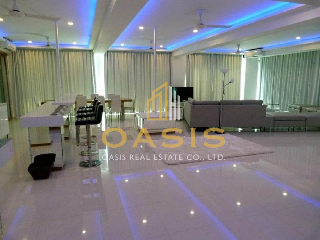 Luxury Penthouse with Stunning Sea Views in Pratumnak – For Sale