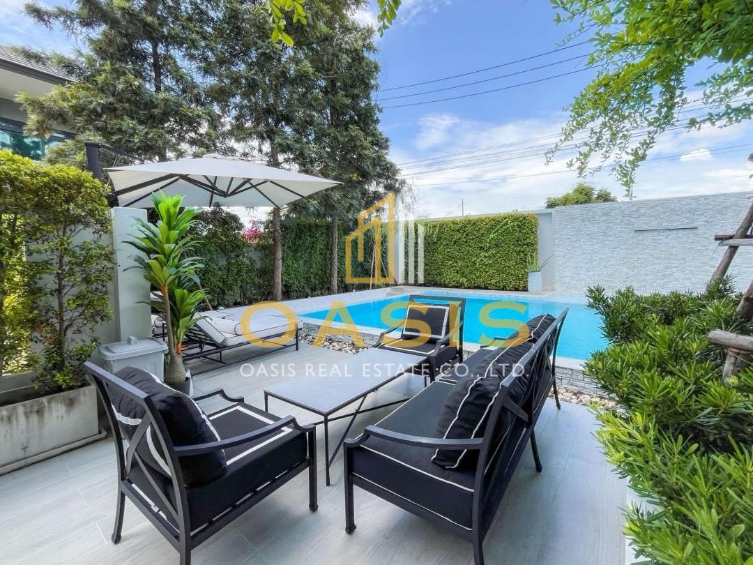 Beautiful luxury Corner Plot Pool Villa in the prestige Pattaya Prime Village