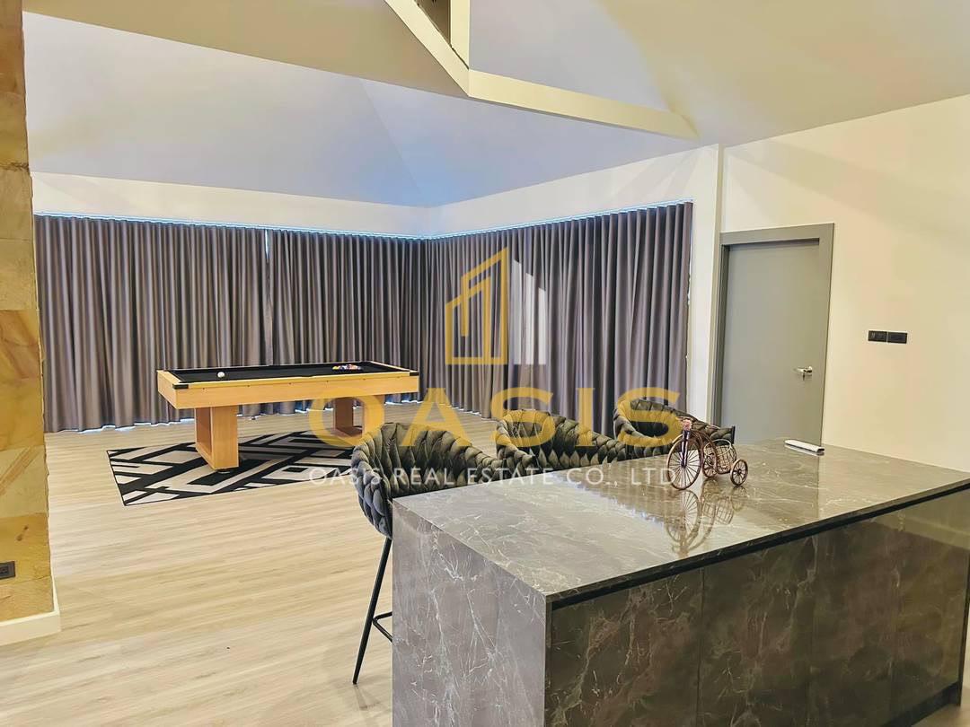 Luxury Pool Villa at Mabprachan Lake – Prime Location