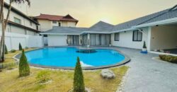 Luxury Pool Villa at Mabprachan Lake – Prime Location