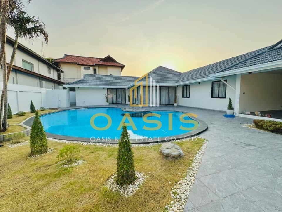 Luxury Pool Villa at Mabprachan Lake – Prime Location