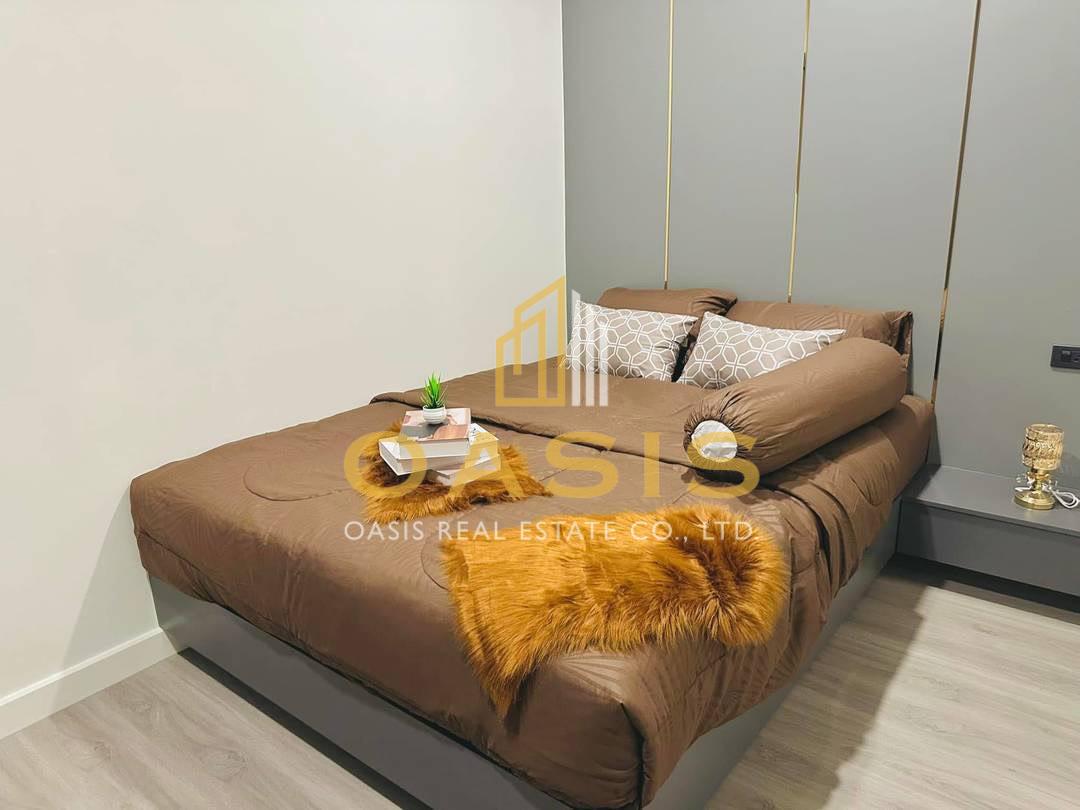 Luxury Pool Villa at Mabprachan Lake – Prime Location