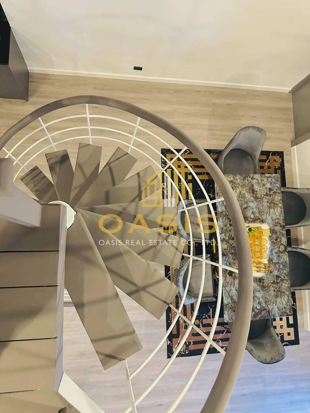 Luxury Pool Villa at Mabprachan Lake – Prime Location