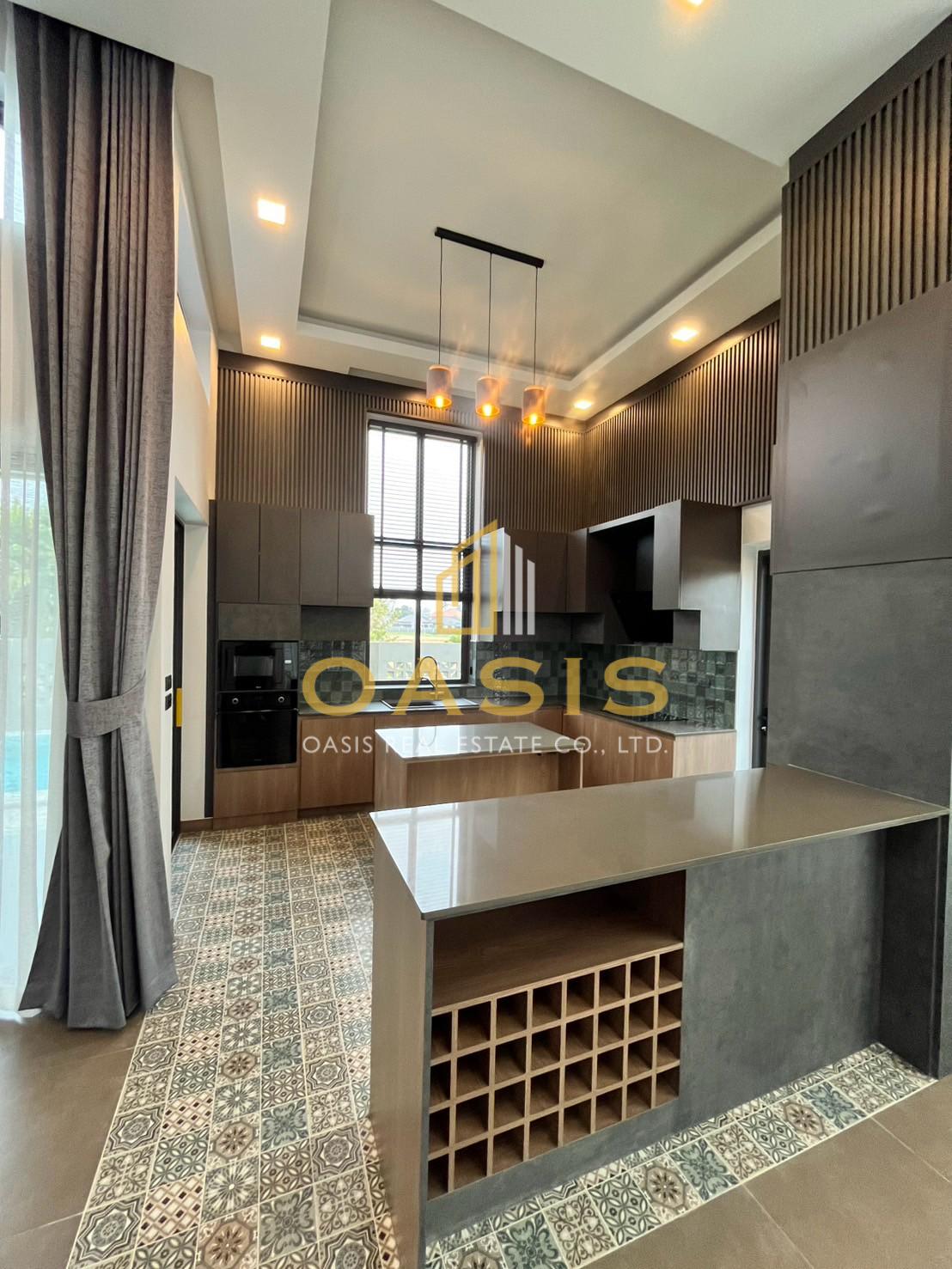 Luxurious Pool Villa Near Mabprachan Lake – A Tranquil Oasis