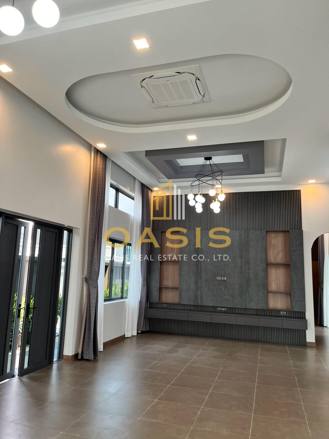 Luxurious Pool Villa Near Mabprachan Lake – A Tranquil Oasis