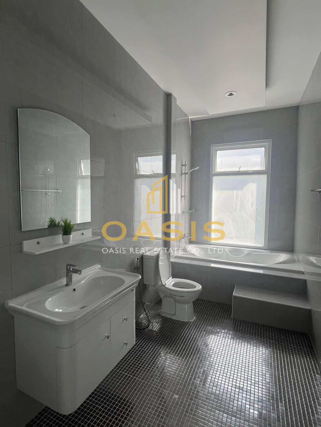 Exclusive Pool Villa in Huay Yai – Below Market Price