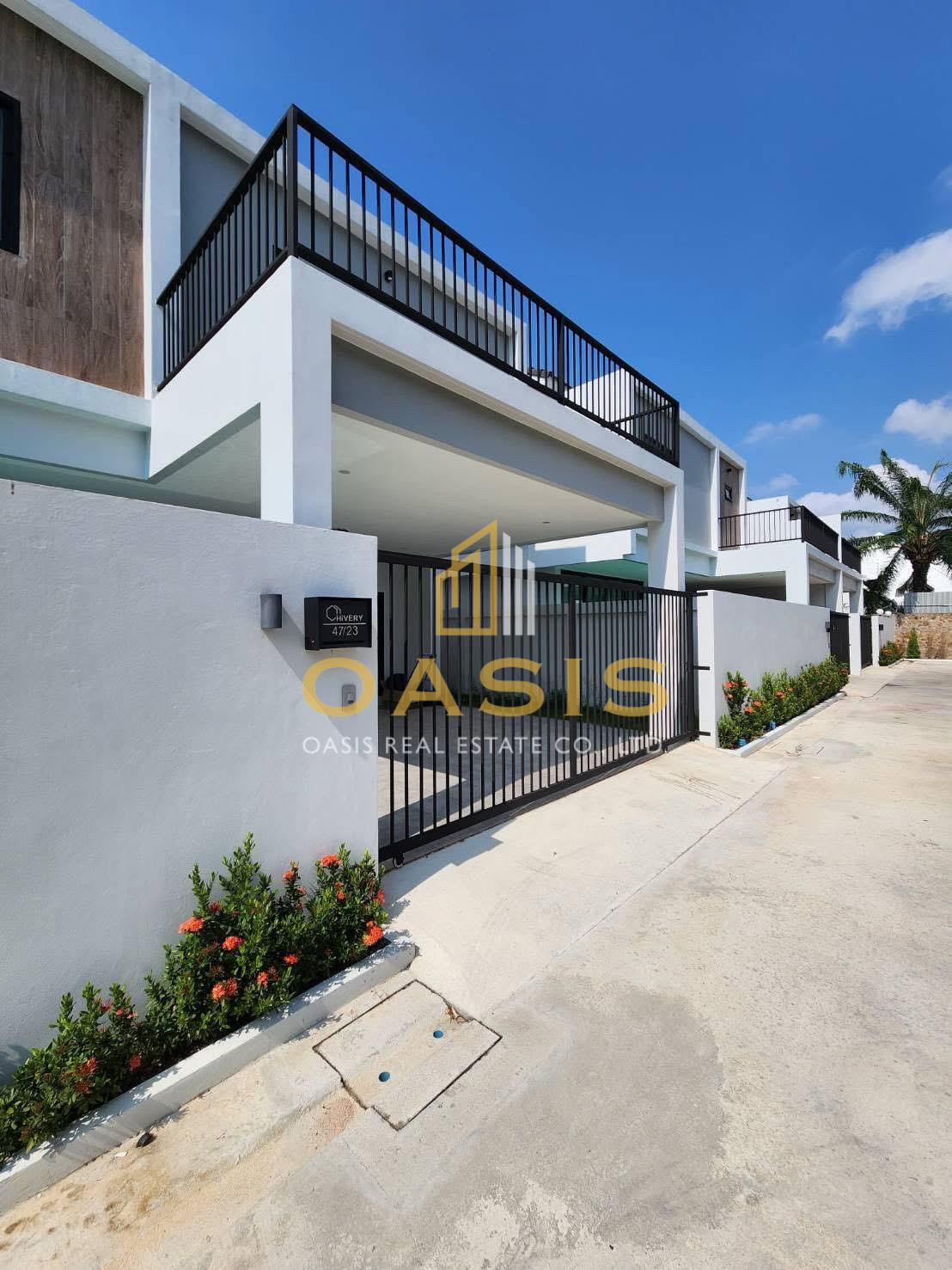 Hivery Pool Villa – 2-Story Home for Rent