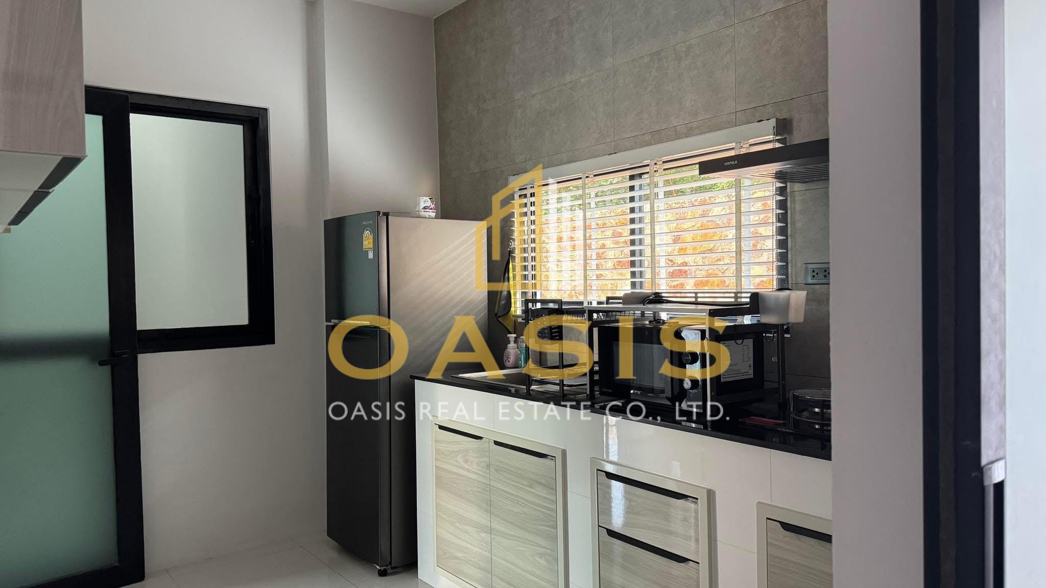 Hivery Pool Villa – 2-Story Home for Rent