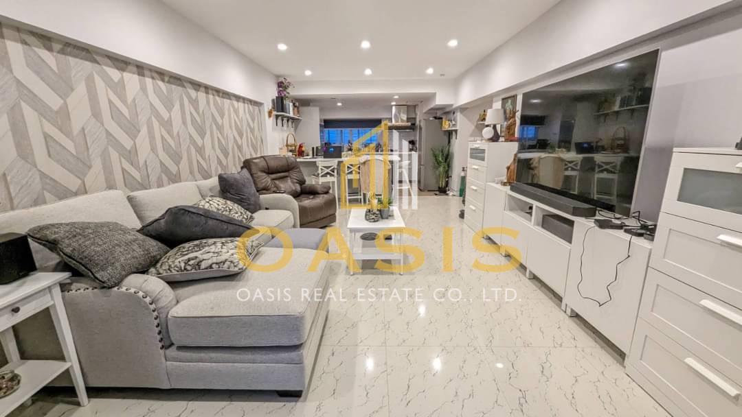 Luxury 2-Bedroom Condo with 180-Degree Sea View in Wongamat