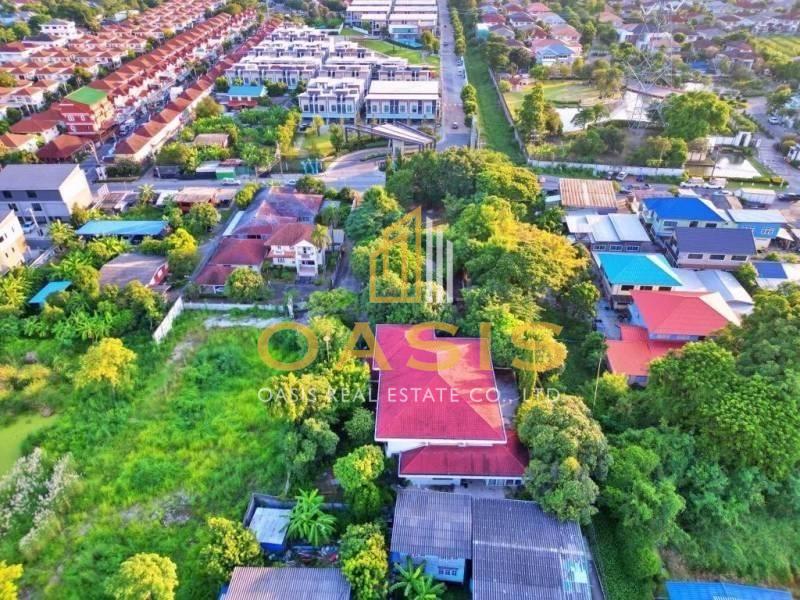 Exclusive Investment Opportunity – Large Land Plot with Development Potential