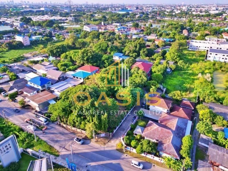 Exclusive Investment Opportunity – Large Land Plot with Development Potential