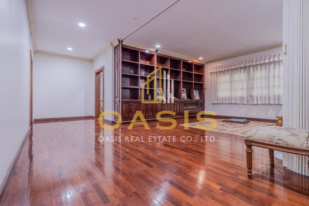 Exclusive Investment Opportunity – Large Land Plot with Development Potential