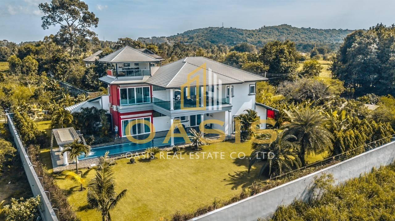 Ultra-Luxury Villa with Sea View – Now 28,775,000 THB!