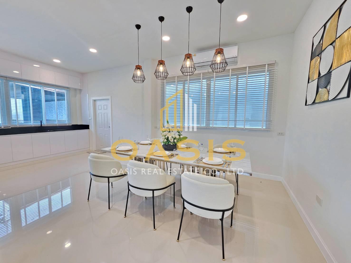 Only 1 Unit Left ! Corner Plot Home in Pattaya