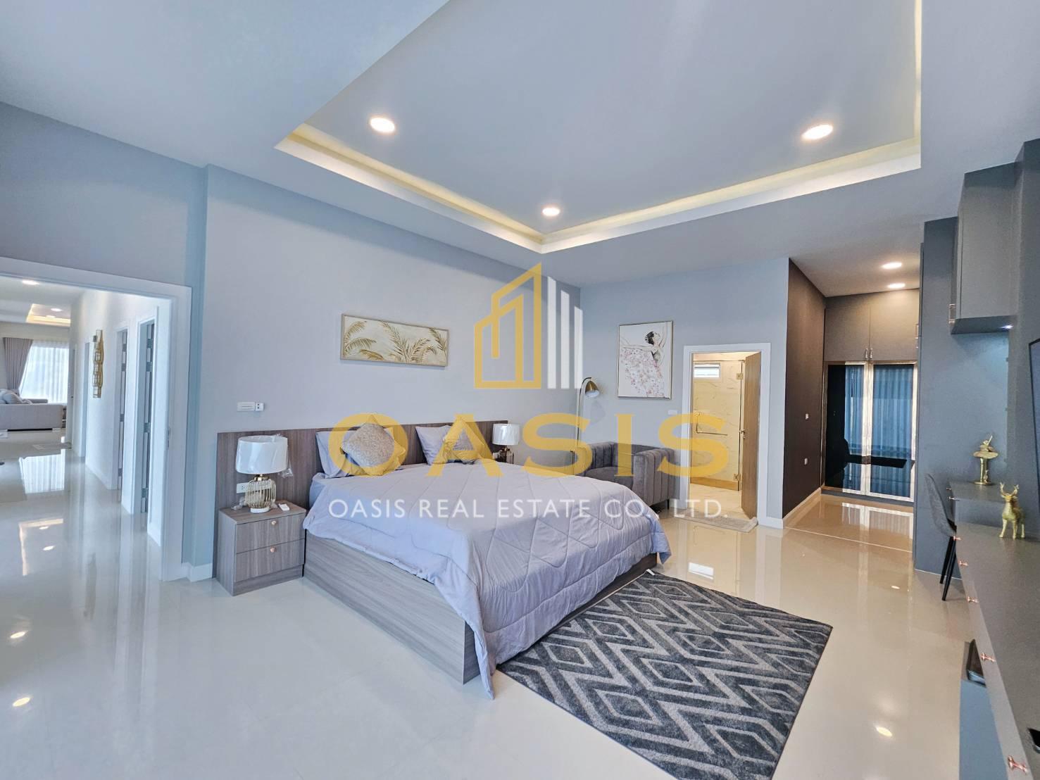 Only 1 Unit Left ! Corner Plot Home in Pattaya