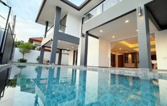 Luxury Pool Villa in Jomtien Beach