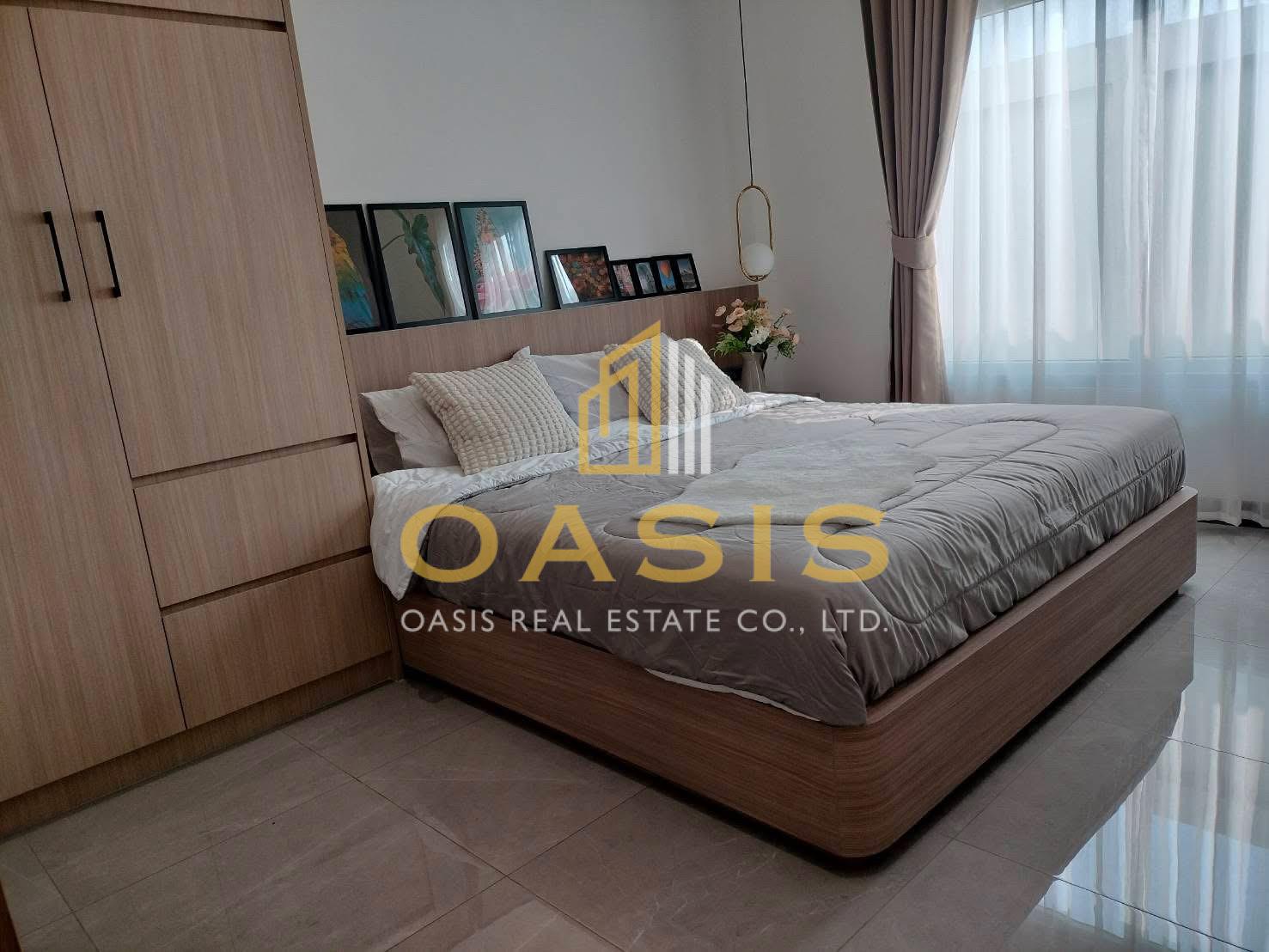 Beautiful detached house in Thanakorn Village