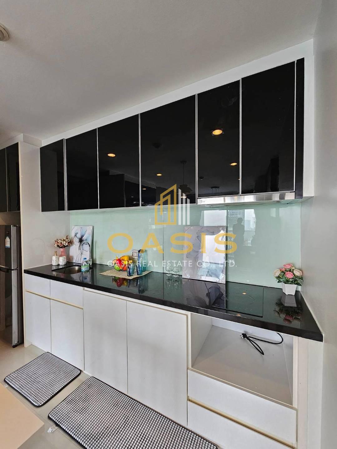 Panoramic View from the 20th Floor – The Vision Condo, Pratumnak Hill