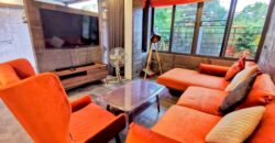 Modern 5-Bedroom Pool Villa Near Thepprasit Market