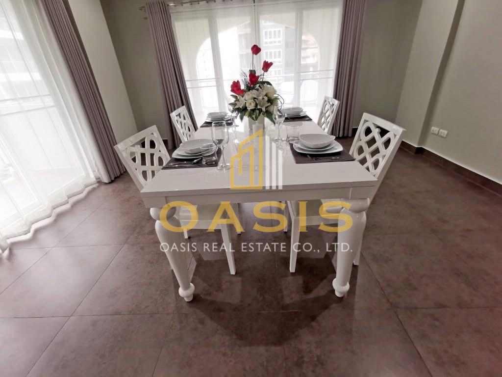 Pool View Condo For Sale at Tudor Court – Pratumnak