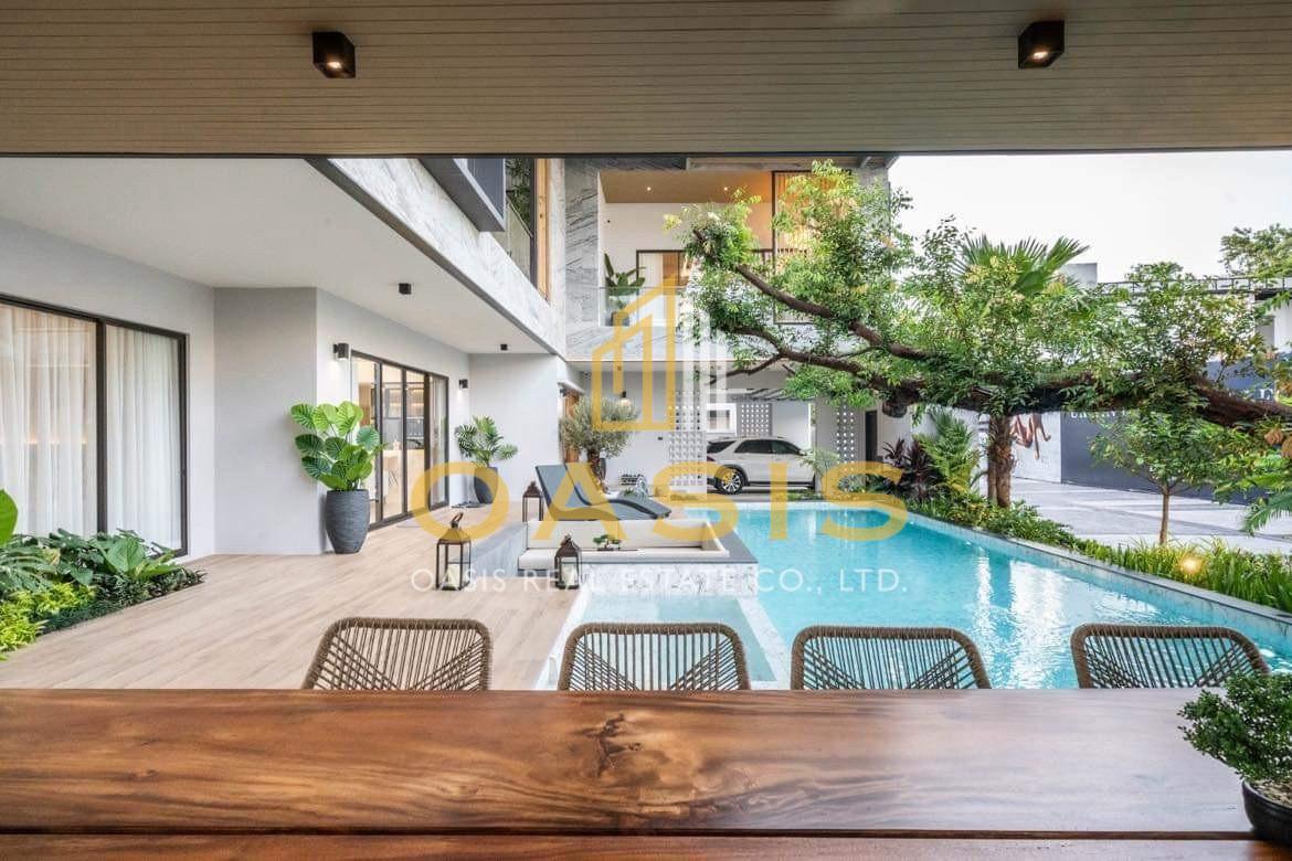 Luxury Pool Villa for Sale — Prestigious Living in Pattaya