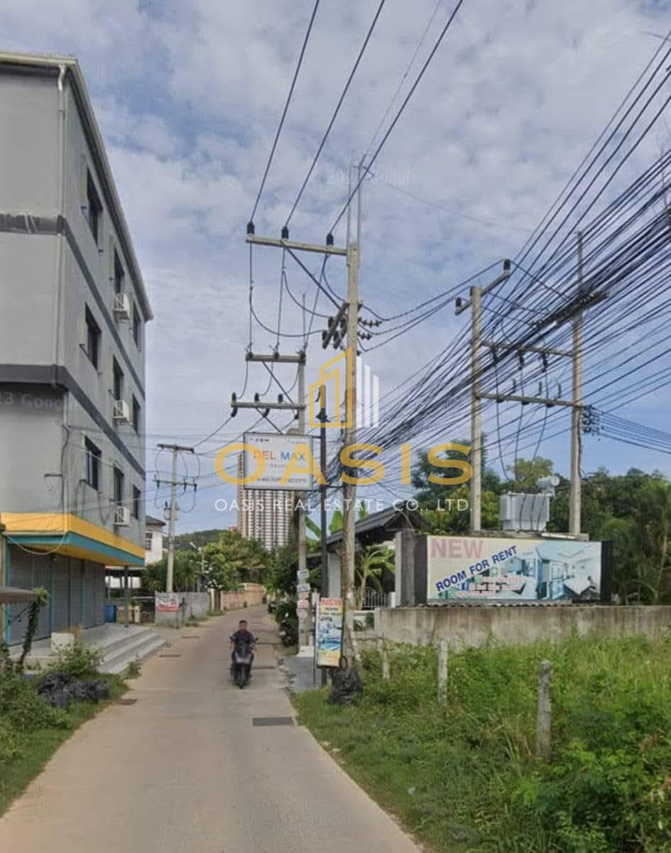 Prime Land with Operating Thai BBQ Buffet Restaurant for Sale – Thappraya Soi 5, Pattaya