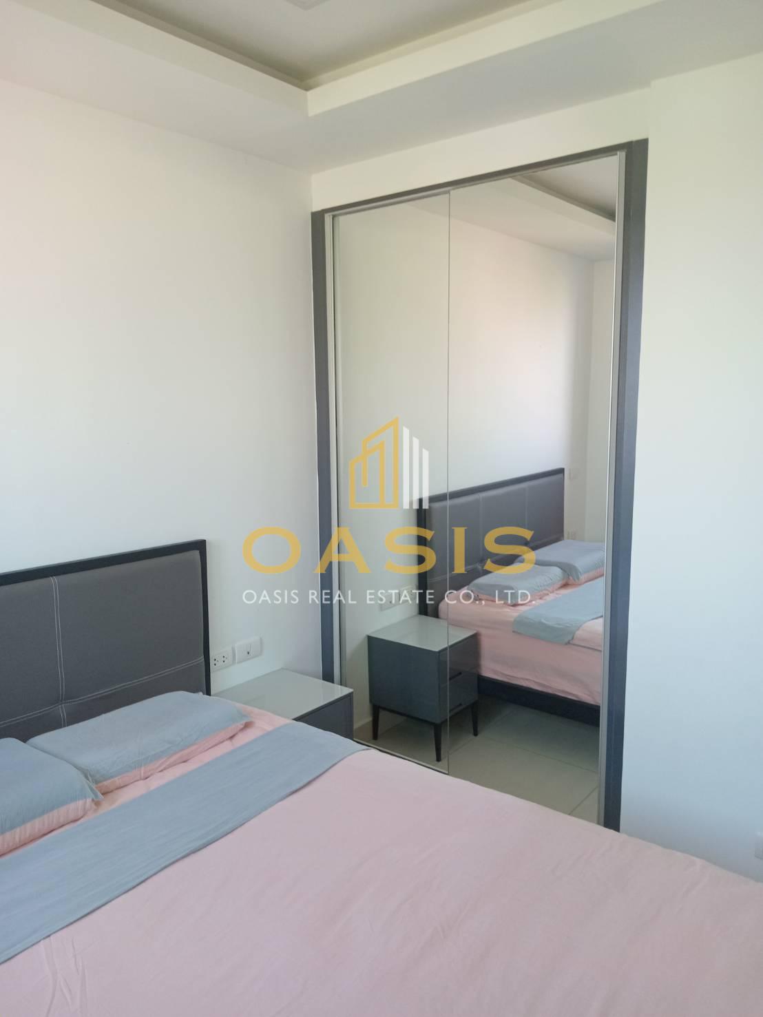 Arcadia Beach Continental-beautiful city view and a comfortable living space in a prime location of Pattaya.