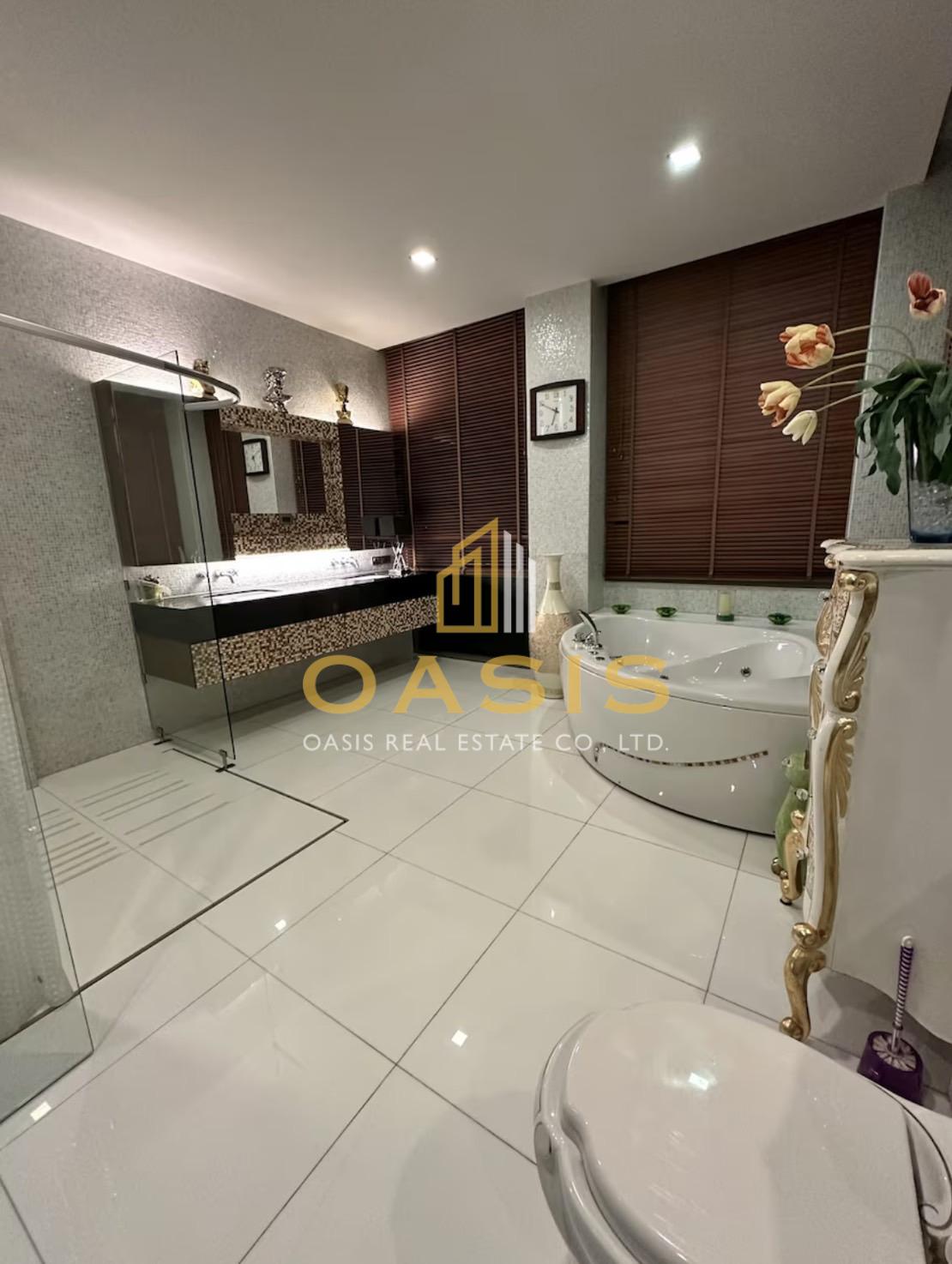 Ananya Beachfront Condominium, Naklua | For Rent