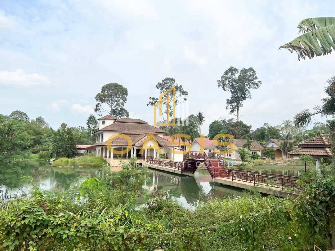 Prime Land for Sale – Scenic Views & Exceptional Location