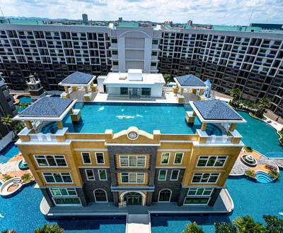 Arcadia Beach Continental-beautiful city view and a comfortable living space in a prime location of Pattaya.